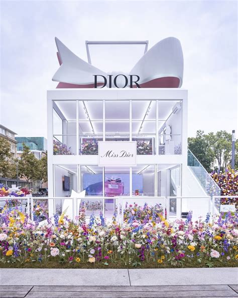 cafe dior unicenter|miss dior millefiori garden.